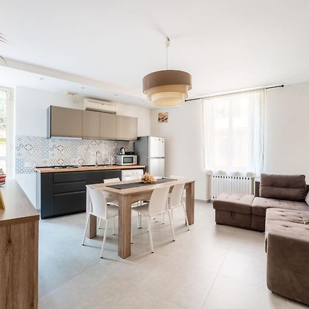Fl Apartments Il Piccolo Borgo Di Trastevere Rome Bagian luar foto