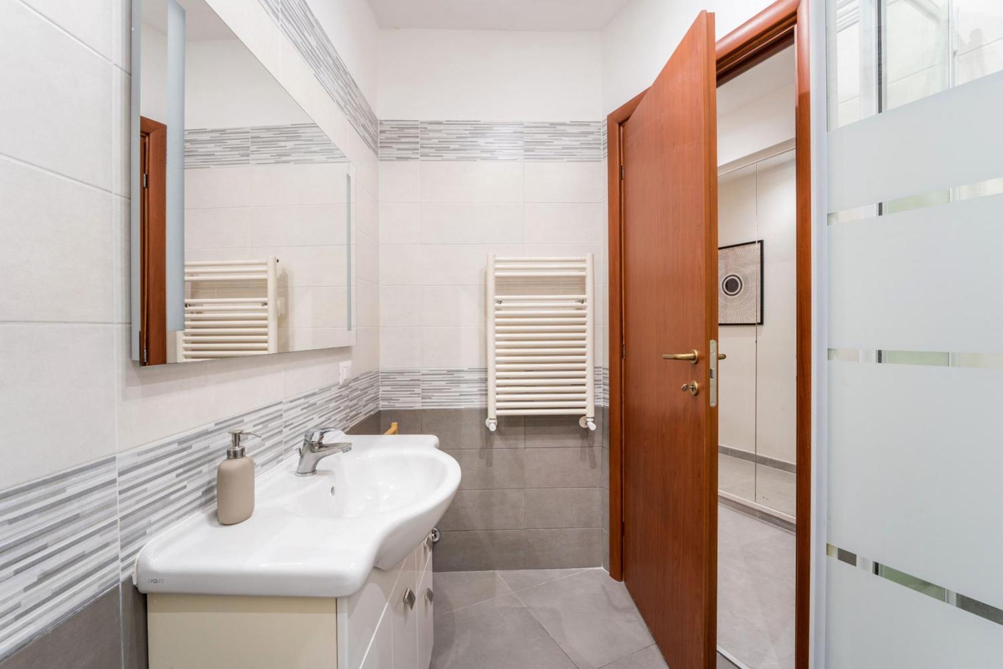 Fl Apartments Il Piccolo Borgo Di Trastevere Rome Bagian luar foto